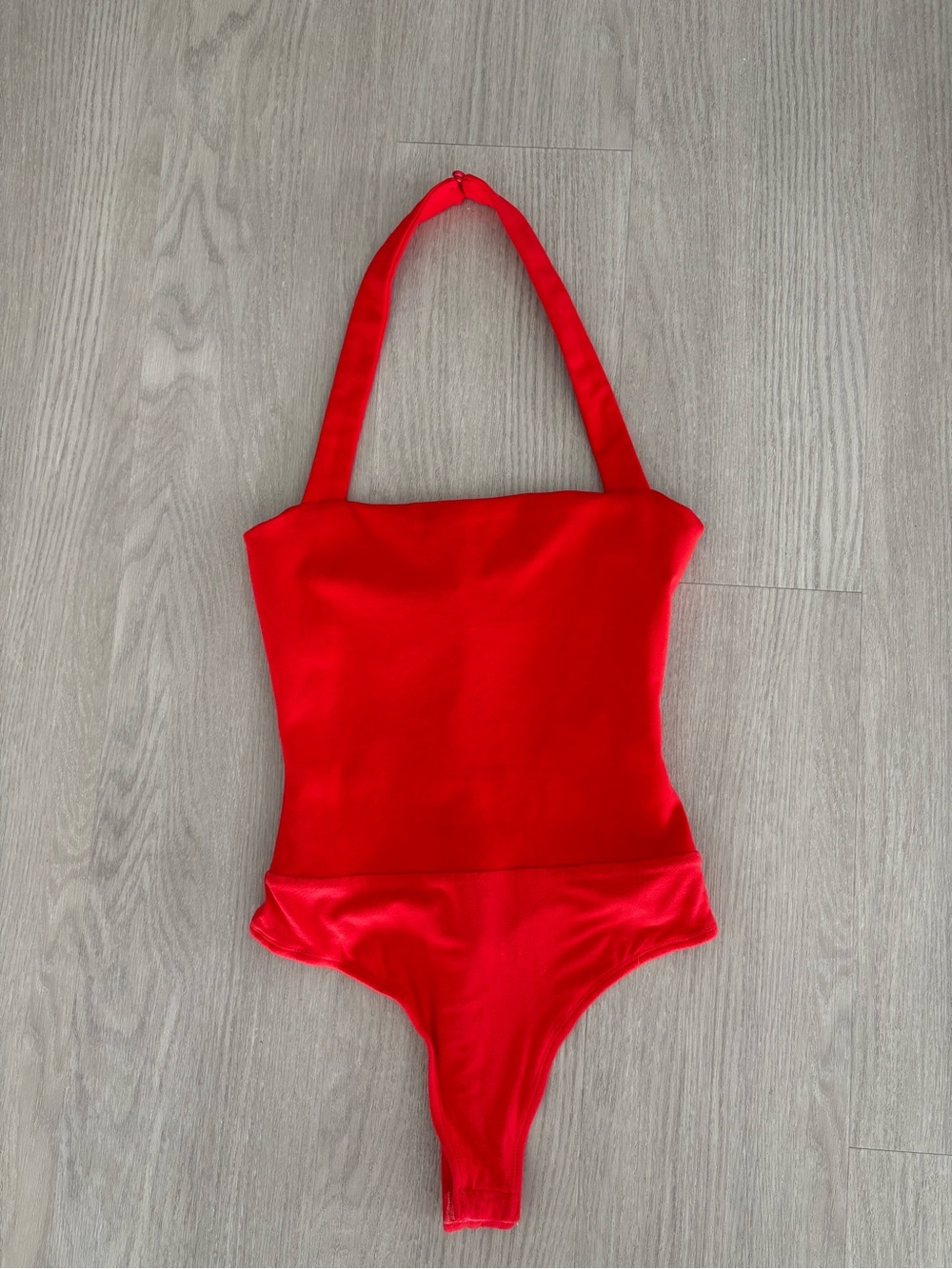 Superdown Reece Halter Bodysuit in Red - Picture 11 of 17